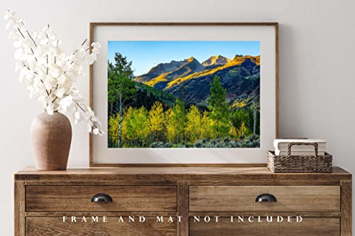 Западна фотография, Принт (без рамка), Образът на планината в злато слънчева светлина, на изгрев слънце на есента сутрин в Колорадо