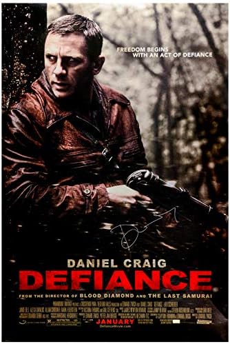 Оригинален двустранен Плакат на филма Defiance 2008 г., с Автограф Дэниела Крейг 27×40