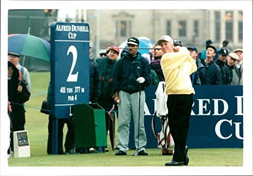 Реколта снимка на шведски играч на голф Патрик Шоланда, играющего на Световното Алфред Данхилла 1996