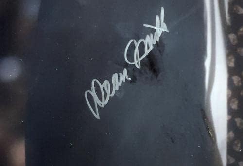 Снимка на Дийн Смит с автограф в рамка с размер 16х20, без токчета PSA / DNA Z64171 - Снимки колеж с автограф